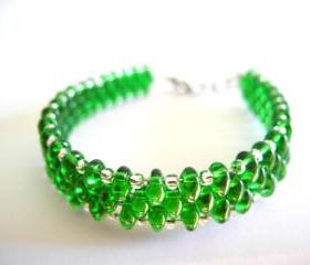 emerald bracelet, emerald beaded bracelet,Seed Bead bracelet, summer colors bracelet, woven, green emerald, seead Beaded Bracelet.